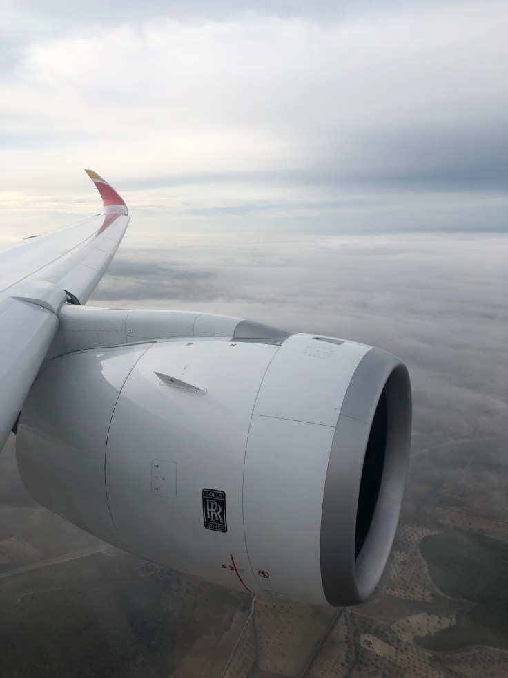 2019 iberia premium economy 08 on approach