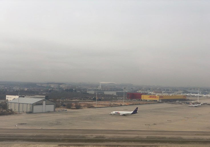 2019 iberia premium economy 08 on final fed ex