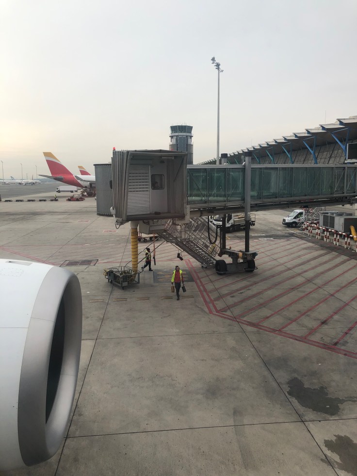 2019 iberia premium economy 08 seatbelt sign is off