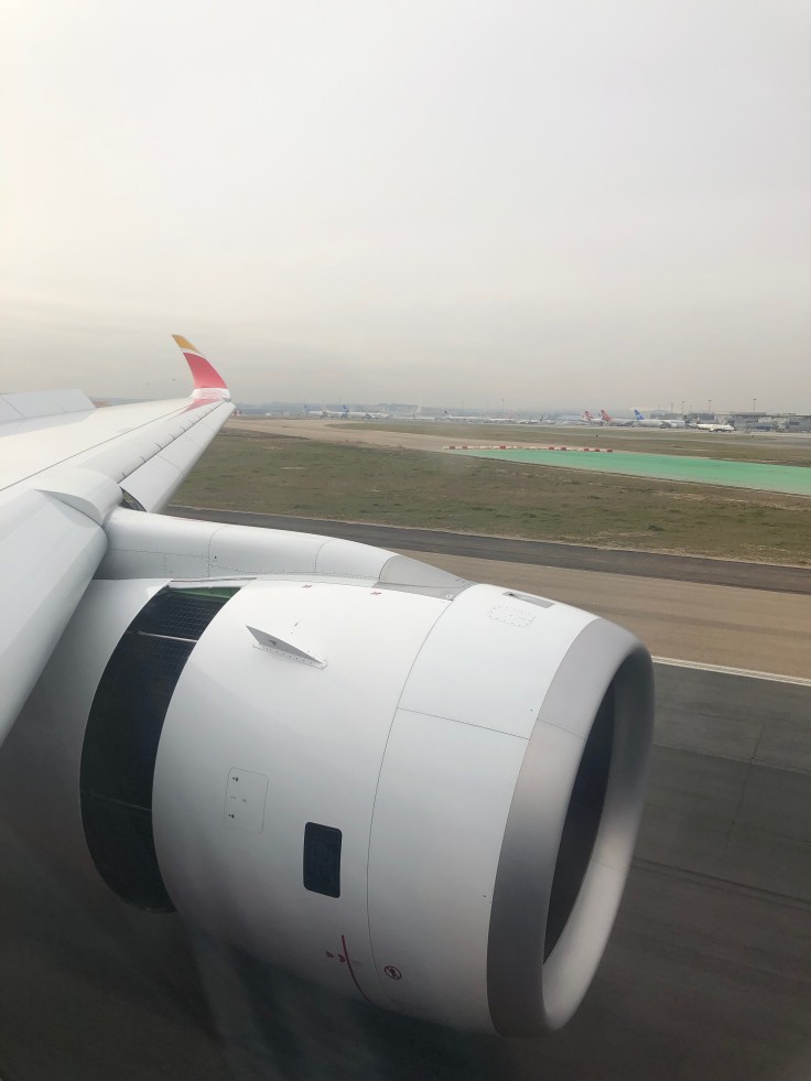 2019 iberia premium economy 08 wheels down