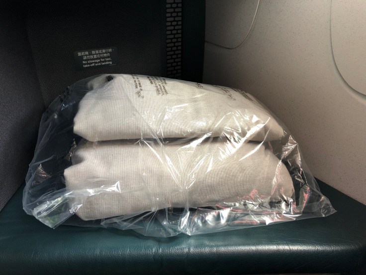 05 Cathay is Overrated Cathay Pacific Bedding