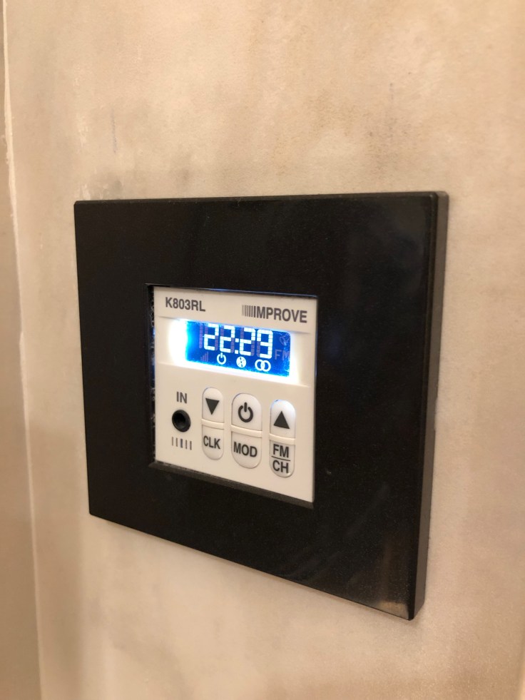 2019 hilton doubletree madrid 05.5 speakers activated