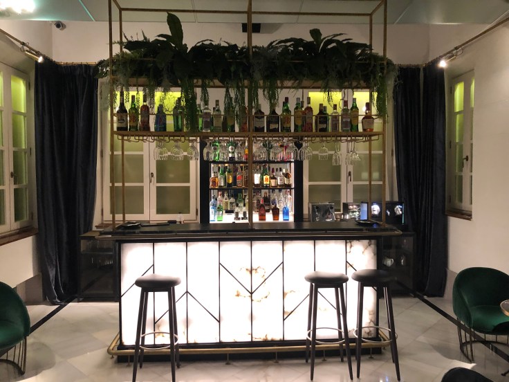 2019 hilton doubletree madrid 07 bar