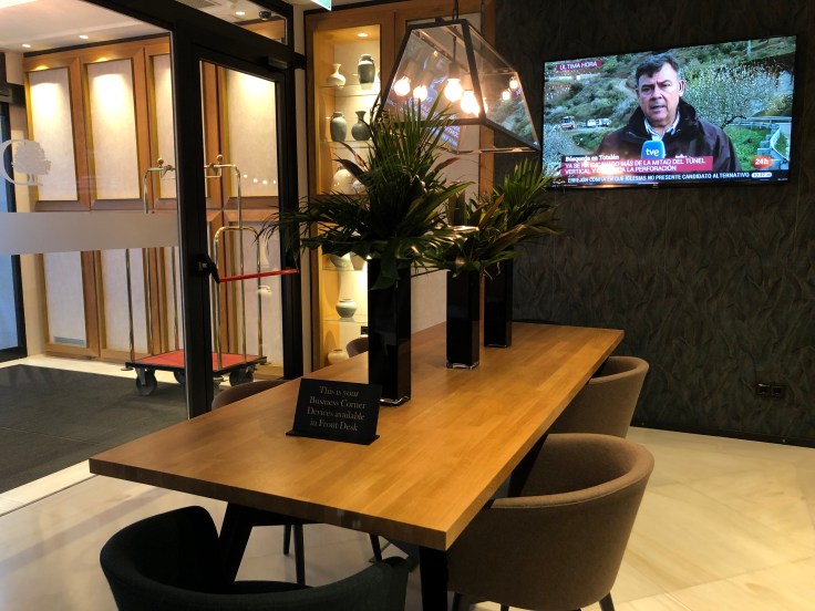 2019 hilton doubletree madrid 07 business center