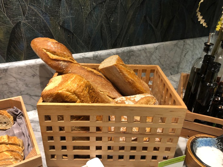 2019 hilton doubletree madrid 08 breakfast buffet spread 02