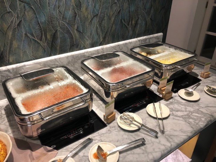 2019 hilton doubletree madrid 08 breakfast buffet spread 13