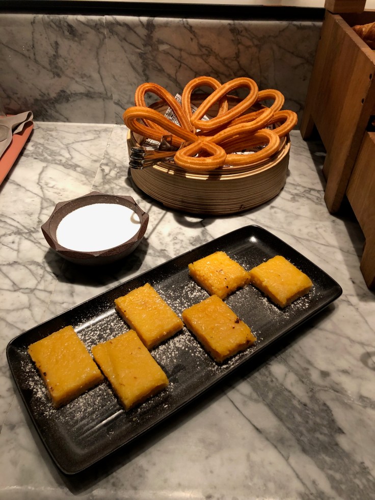 2019 hilton doubletree madrid 08 breakfast buffet spread 19