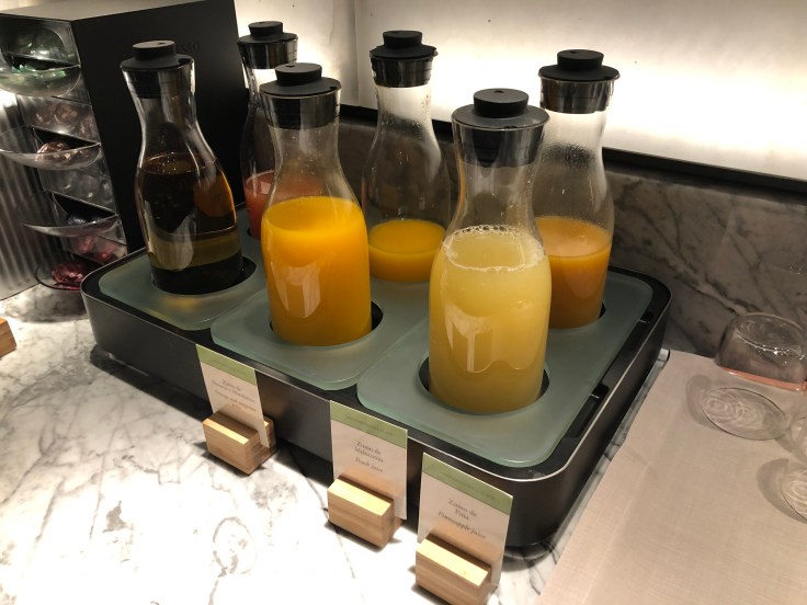 2019 hilton doubletree madrid 08 breakfast buffet spread 20